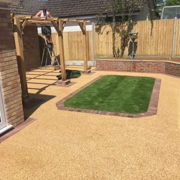Resin Bound Residential Patio Paving - Image 9