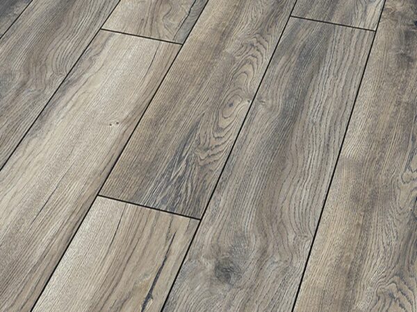 ROBUSTO PLANK HARBOUR OAK GREY LAMINATE FLOORING AC5 - Image 2