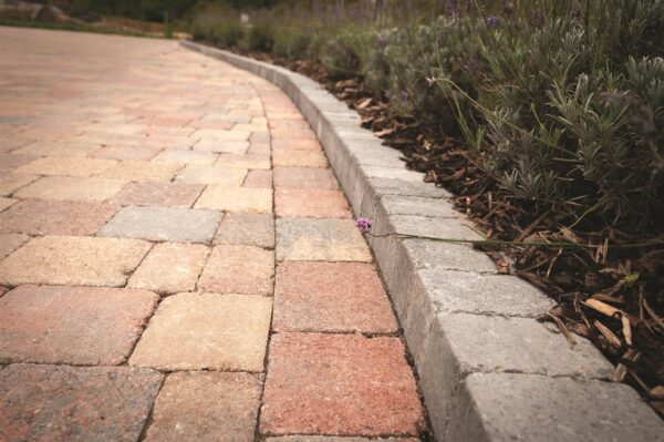 Kerbstone - Image 9