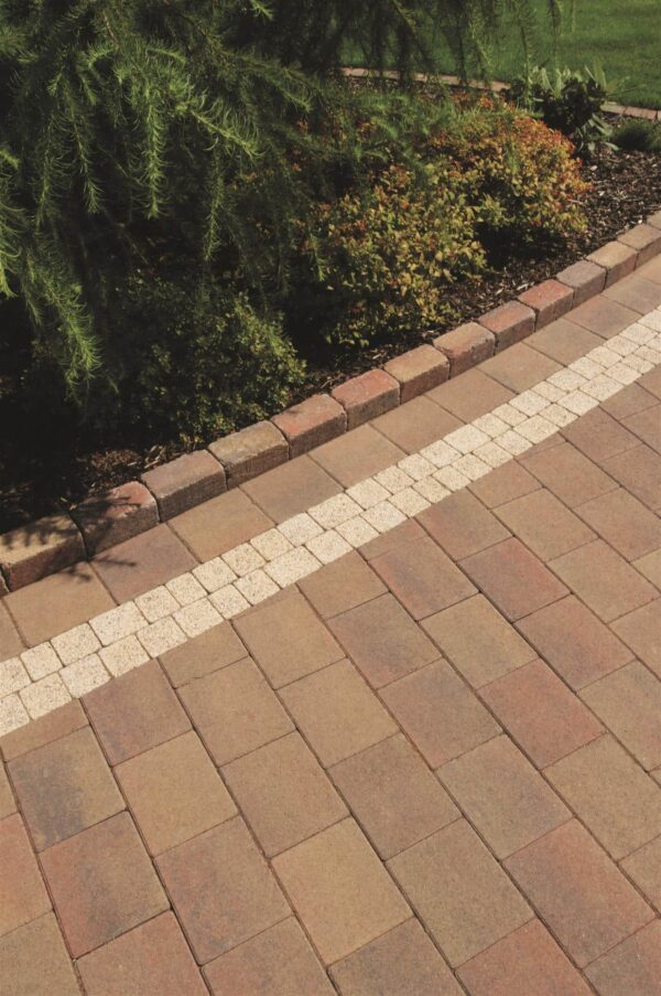 Kerbstone - Image 10