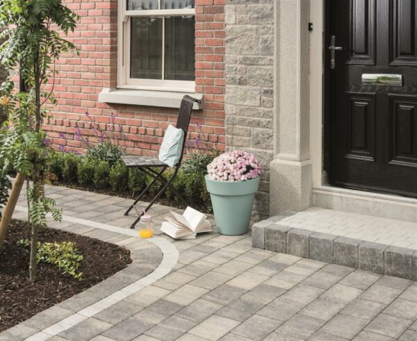 Kerbstone - Image 11