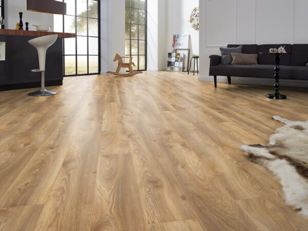 MAMMUT PLUS WIDE LONG PLANK MACRO OAK NATURE LAMINATE FLOORING AC5