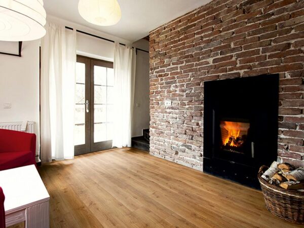 DYNAMIC PLANK IRISH OAK LAMINATE FLOORING AC4