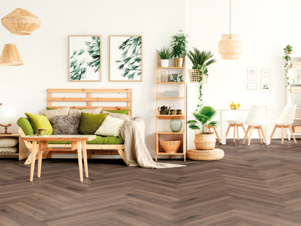 HERRINGBONE FERRARA OAK LAMINATE FLOORING AC4