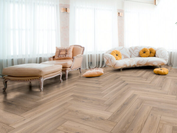 HERRINGBONE METZ OAK LAMINATE FLOORING AC4
