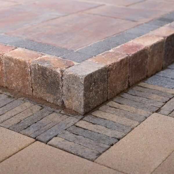 Kerbstone