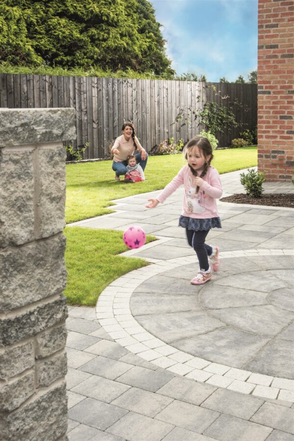 Sienna Setts - Image 8