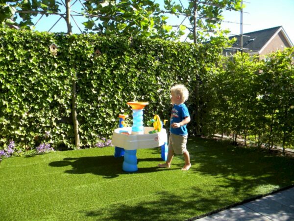 ARTIFICIAL GRASS TILES