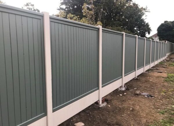 PICTURE FRAME TIMBER FENCE PANELS - Image 4