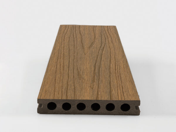 Ultrashield Naturale Composite Decking - Image 3