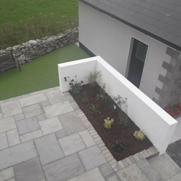 Grey Sandstone Cobbles Tumbled - Image 2