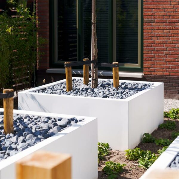 Carrez Fibreglass Planters - Image 4