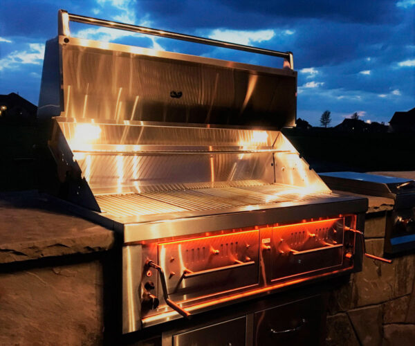 Sunstone 42″ Charcoal & Wood Hybrid Dual Zone Grill - Image 3