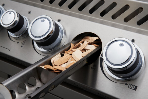 Napoleon Prestige Built-In Pro 665 RB With Infrared Burner - Image 10