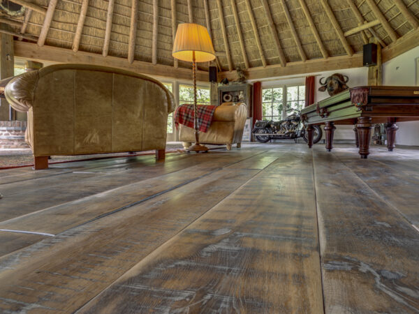 RENAISSANCE XL OAK GIOVANNI ORIGINAL UV HARDENED OIL/WAX ENGINEERED FLOORING - Image 2