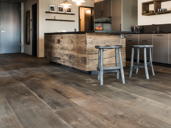 RENAISSANCE XL OAK VASARI UV HARDENED OIL/WAX ENGINEERED FLOORING - Image 2