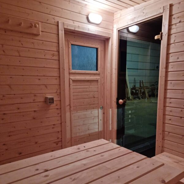 Black Square Modern sauna - Image 6