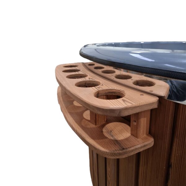 Fibreglass hot tub with integrated heater - Image 5