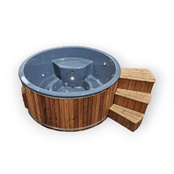 Fibreglass hot tub with integrated heater - Image 15
