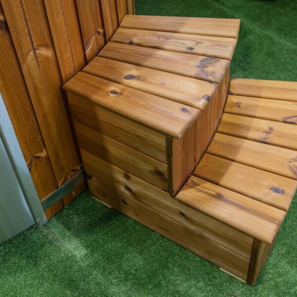 Fibreglass hot tub with integrated heater - Image 24
